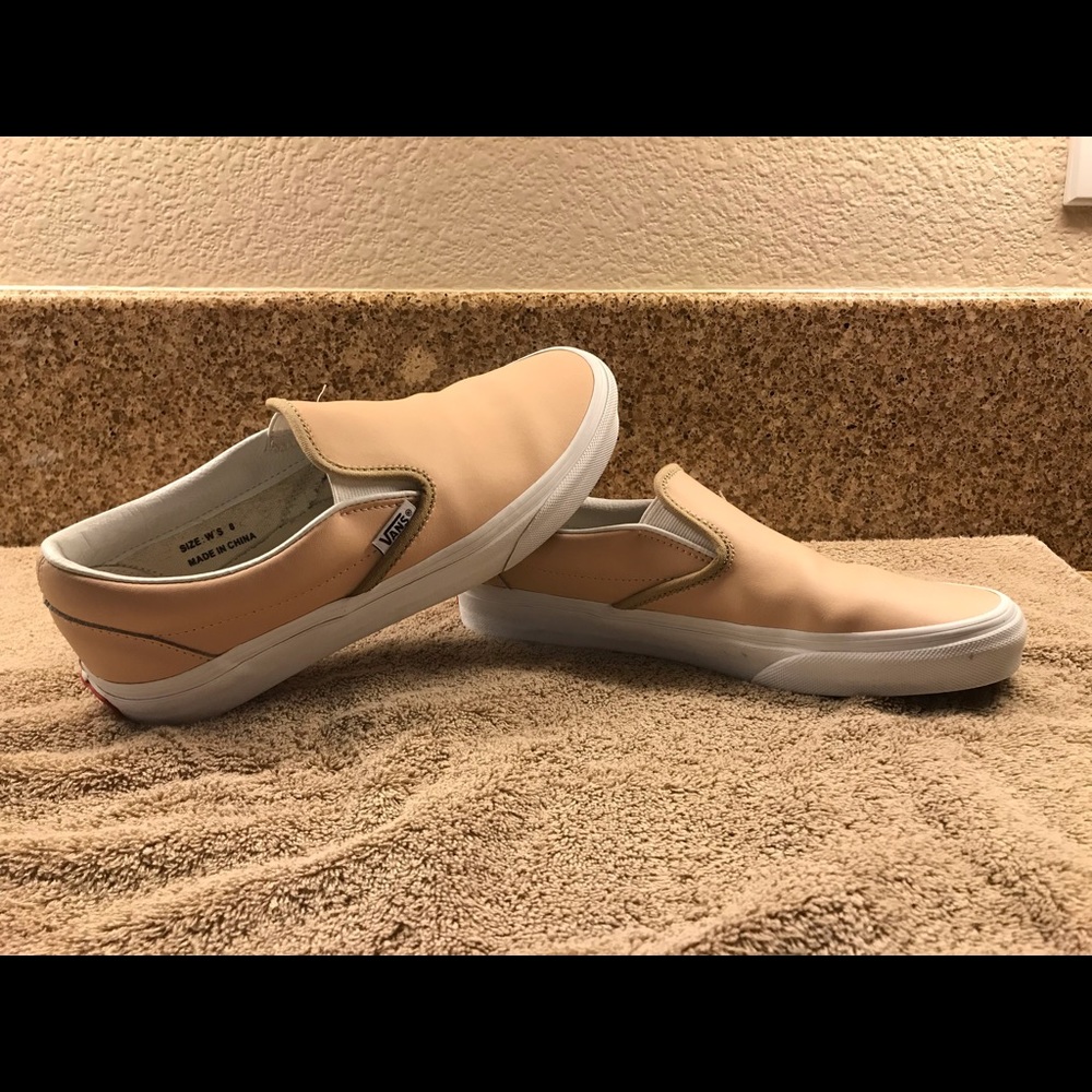 VANS LIMITED EDITION LEATHER TAN PEACH***